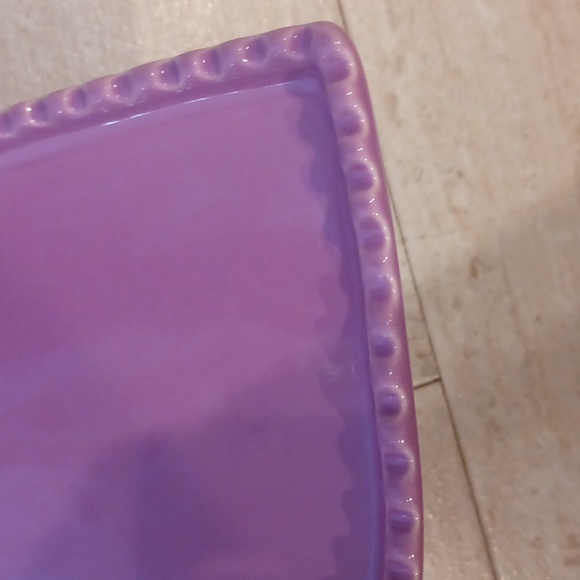 Williams-Sonoma Set of 4 Scalloped Heart Mini Plates - Picture 5 of 6